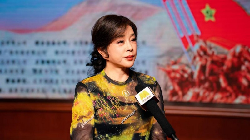 刘晓庆出演红色精品短剧《高原上吹响了海螺号》开机仪式(刘晓庆演过红色娘子军吗)