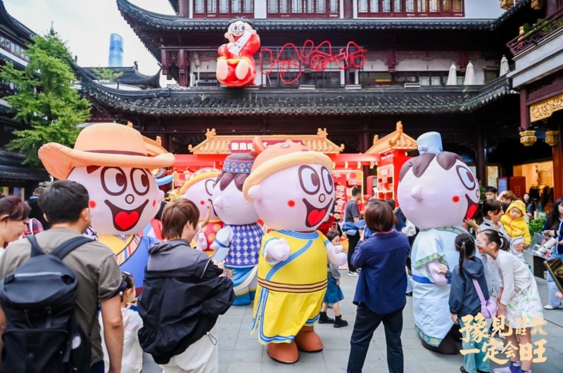  旺旺X豫园限量礼盒登陆罗永浩直播间，老罗能否再造“秒空”盛况？(旺旺集团河南总厂)