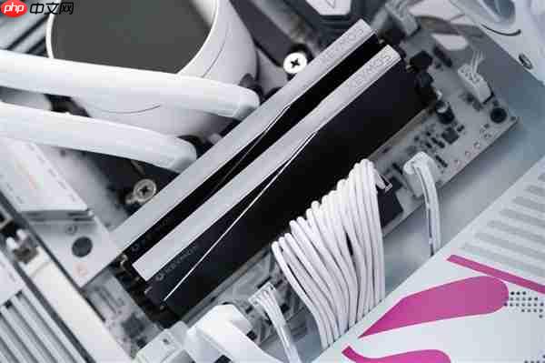 光影绚丽！KEYMOS科摩思赤霄白帝DDR5内存16GBx2 6000MHz图赏