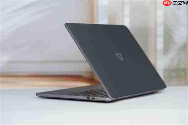 首发自研长江SoC！摩尔线程AIBOOK笔记本图赏