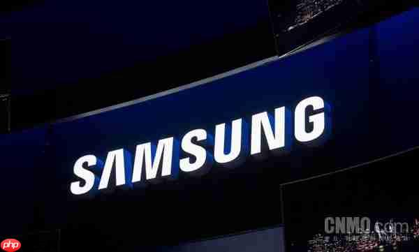 早报：三星独家供应iPhone Fold面板 卢伟冰透露新机