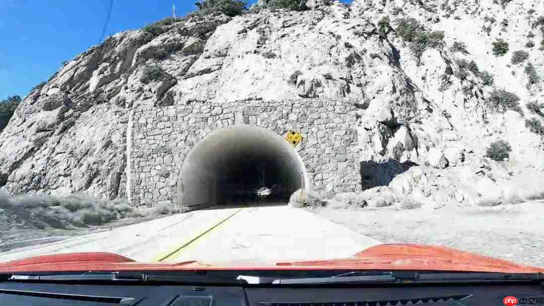 洛杉矶“死亡隧道”!网友开车还原Vince死亡时刻