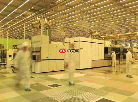 国产GPU三巨头总市值超1万亿 基本都在亏损