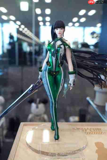 脸依旧难绷! Shift up赠送小岛秀夫伊芙手办