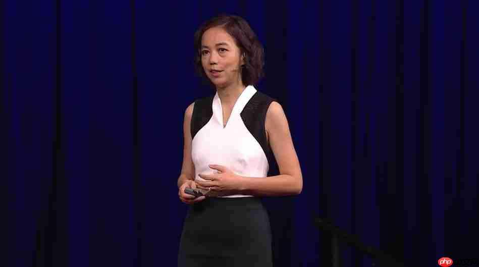 AI教母李飞飞面试工程师不看学历 只看这件事