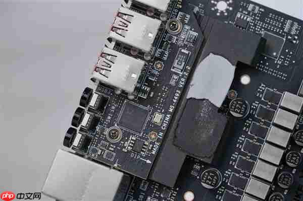 限量1000块！微星MEG X870E GODLIKE X EDITION主板图赏