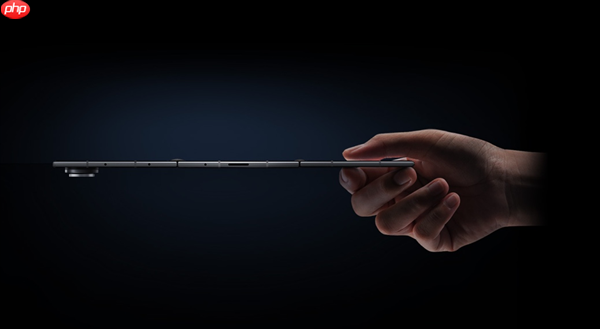 三星Galaxy Z TriFold 国内亮相:10英寸巨屏+2亿像素 三折叠旗舰颠覆想象