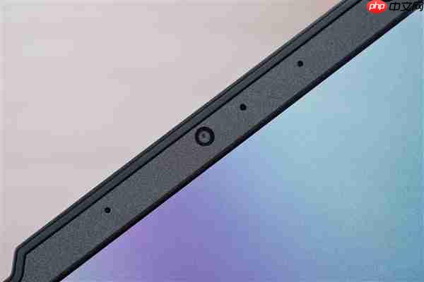 专业OLED超竞屏！联想拯救者Y9000P 2025AI元启游戏本图赏