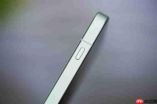 全球首发第五代骁龙8!一加Ace 6T图赏