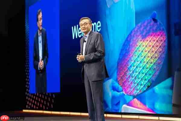 纯正美国芯 Intel这次要翻身了：14A工艺客户评价都说好