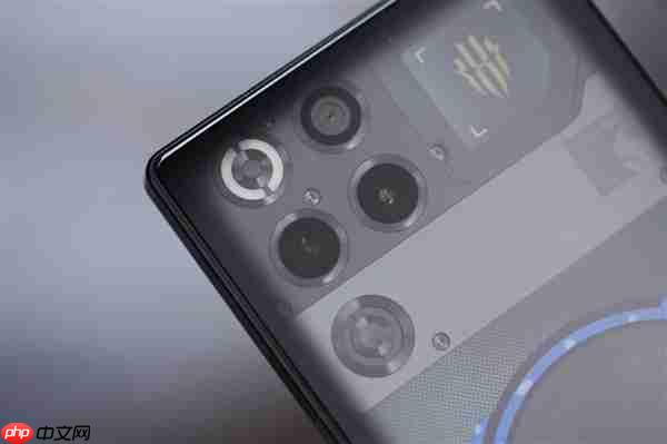 开启手机水冷散热时代!红魔11 Pro+图赏