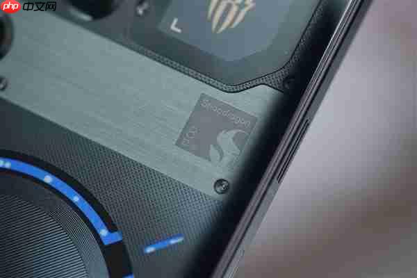 开启手机水冷散热时代!红魔11 Pro+图赏