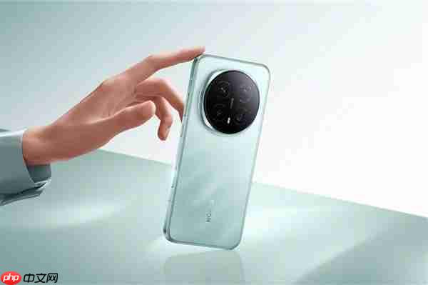 荣耀Magic8 Mini入网:天玑9500小屏旗舰