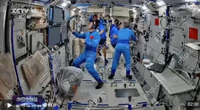 首次应急发射!神舟二十二号飞船发射成功!揭秘飞船装了啥、怎么装 - php中文网