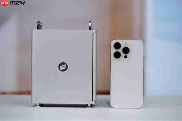 致敬苹果Mac Pro刨丝器!奥睿科Omini Pro迷你机图赏