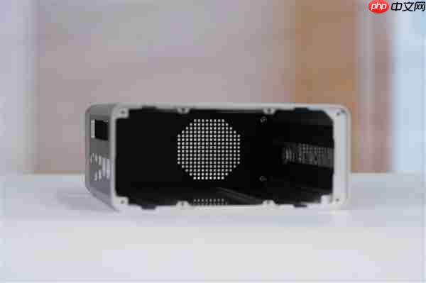 致敬苹果Mac Pro刨丝器!奥睿科Omini Pro迷你机图赏