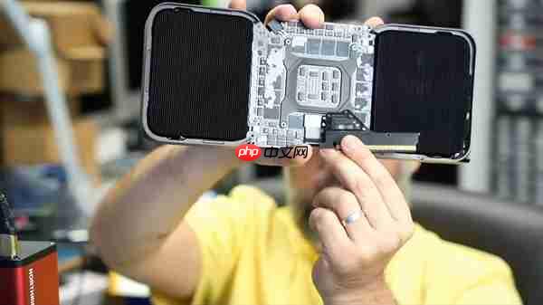 1万美元的RTX PRO 6000显卡损坏没法修：NVIDIA同意换新了！