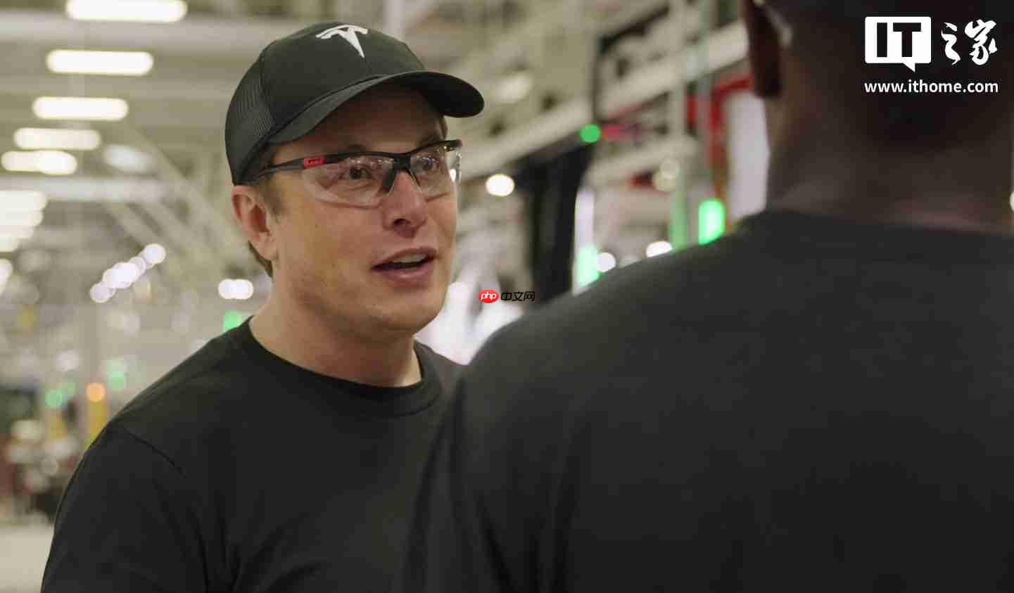 马斯克嫌三星、台积电“太慢”，要为特斯拉自建芯片工厂