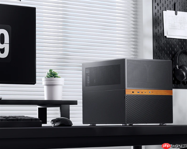 乔思伯推出新款NAS机箱N6：支持双电源 带风扇调速器