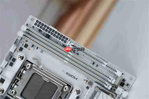 支持10000MT/s内存!微星MPG X870I EDGE TI EVO WIFI主板图赏