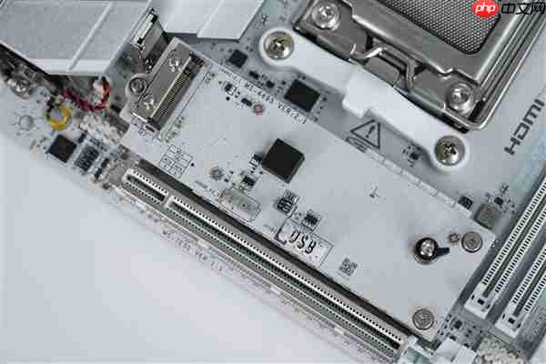 支持10000MT/s内存!微星MPG X870I EDGE TI EVO WIFI主板图赏