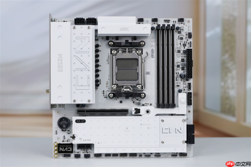 全面赶超一线品牌!七彩虹CVN B850 ARK FROZEN v14方舟主板评测:一键降低12ns延迟
