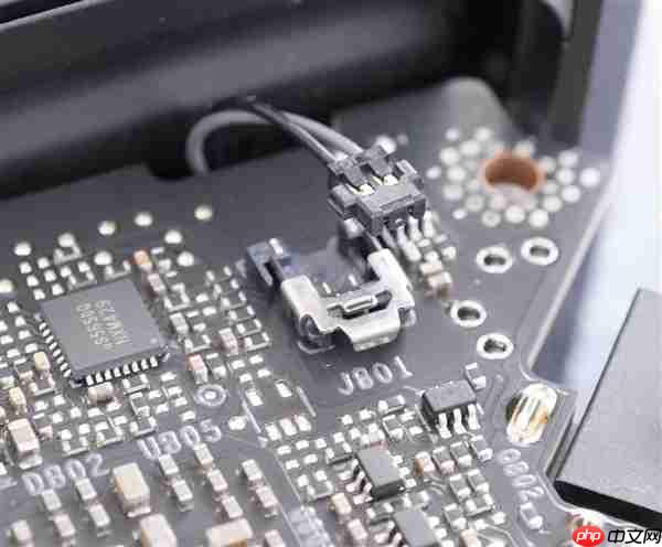 PCIe接口损坏 2万元的RTX 5090原地报废!NVIDIA同意免费换新