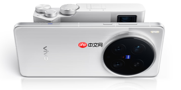 曝vivo X300 Ultra配备2K直屏!将搭载双2亿像素镜头