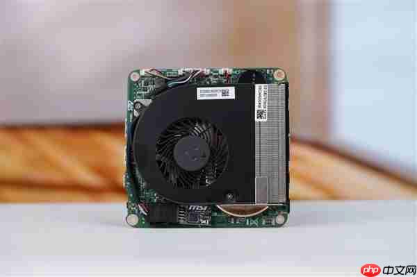 Ultra 7小钢炮！微星Cubi NUC AI迷你电脑图赏