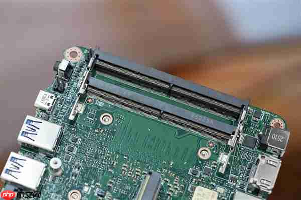 Ultra 7小钢炮！微星Cubi NUC AI迷你电脑图赏