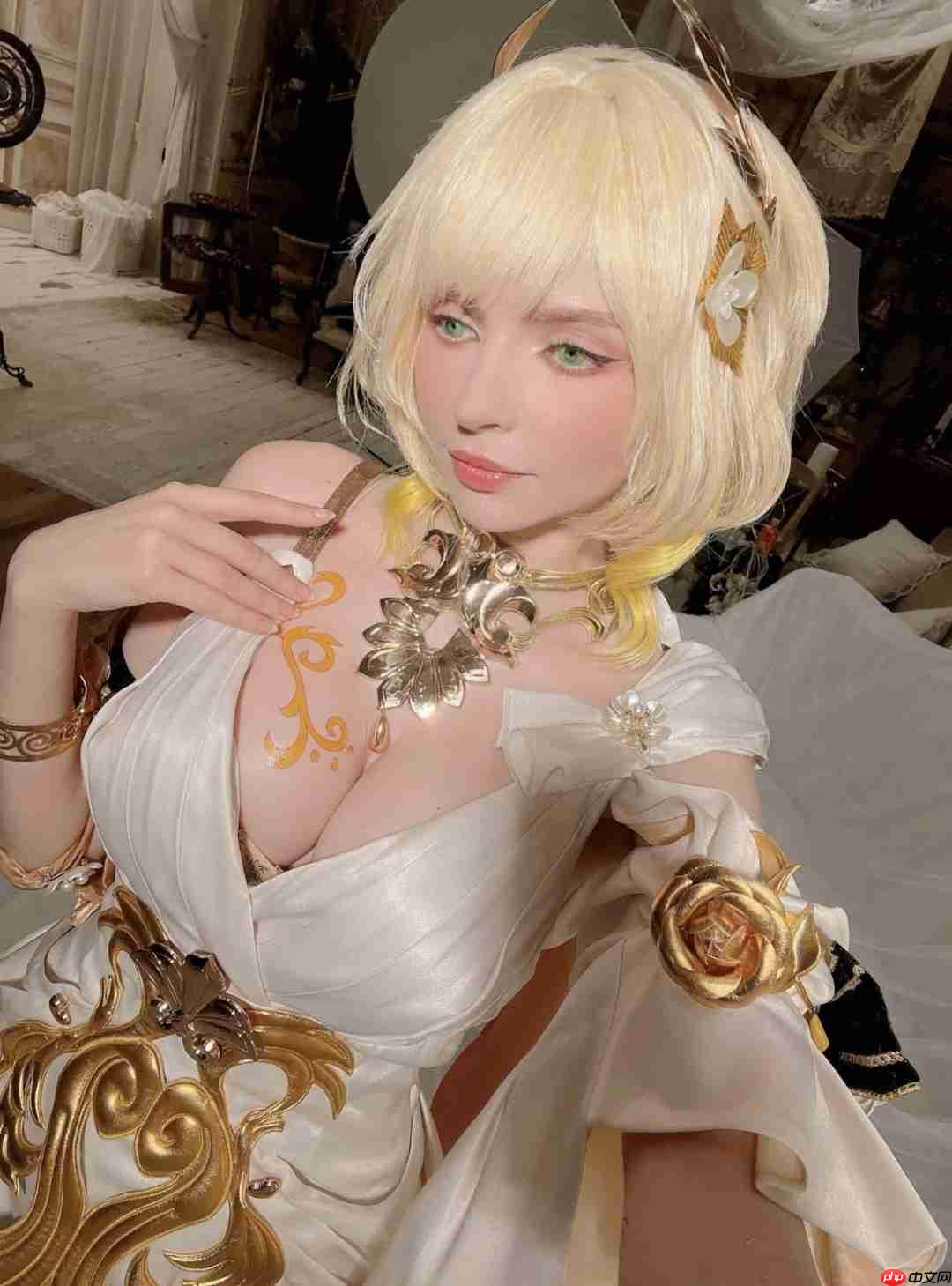 又大又白!艾什莉体模Cos《妮姬》莉贝雷利奥