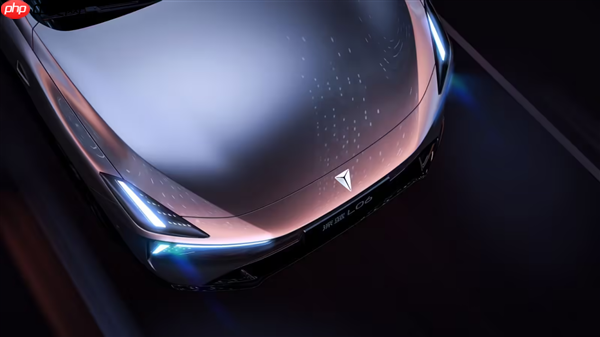 深蓝 L06全球首搭3nm座舱芯 邓承浩:汽车芯片要求已远超手机