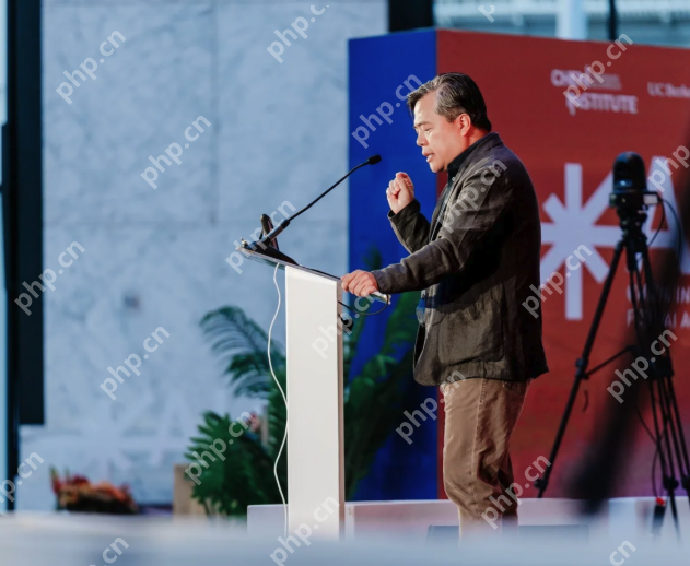 陈天桥宣布10亿美元算力支持“发现式智能”，诺奖得主齐聚探讨AI科学新范式 - php中文网