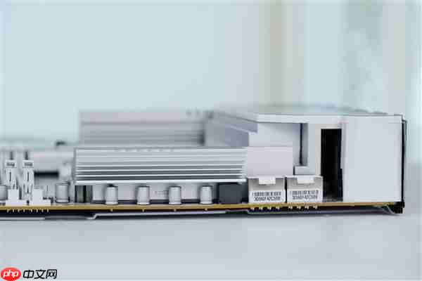 支持DDR5-9000！技嘉X870E AORUS X3D主板图赏