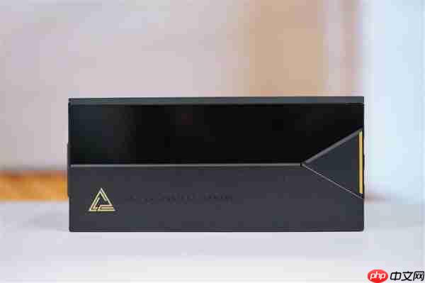 轻松驾驭RTX 5090!微星MEG Ai1600T PCIE5超神电源图赏