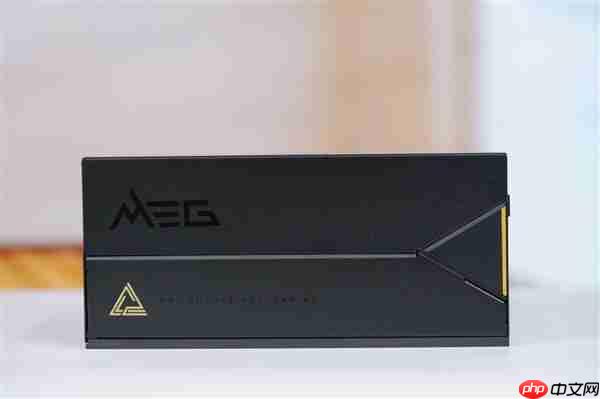 轻松驾驭RTX 5090!微星MEG Ai1600T PCIE5超神电源图赏