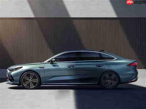 预售8.58万元起 银河星耀6月底上市:吉利又一款大杀器来了