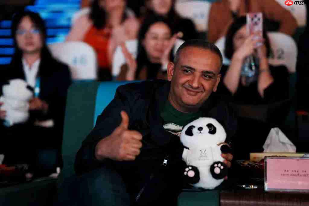 “国际朋友圈”扩容!11国驻华大使为雨城点赞 ——“‘一带一路’乡村振兴·文化交融”驻华大使走进雨城区公益交流活动侧记