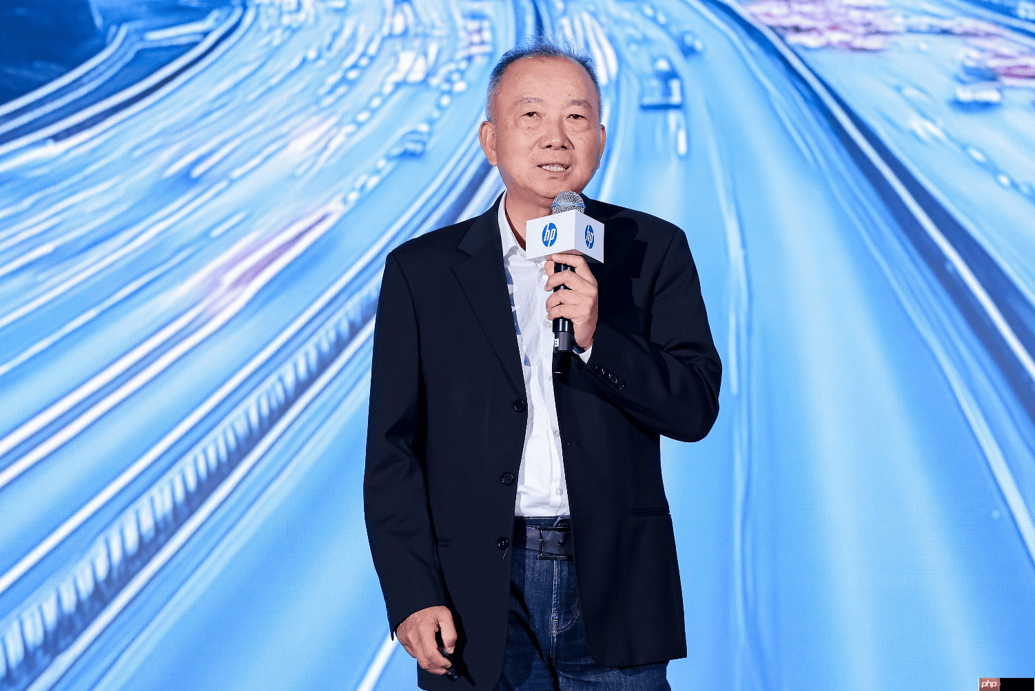 惠普发布《2025年工作关系指数》:AI赋能职场变革,引领未来工作模式