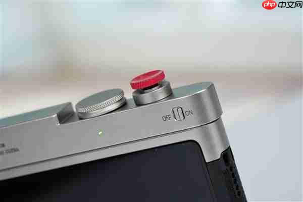 全焦段影像街拍神器!努比亚Z80 Ultra专业摄影套装图赏