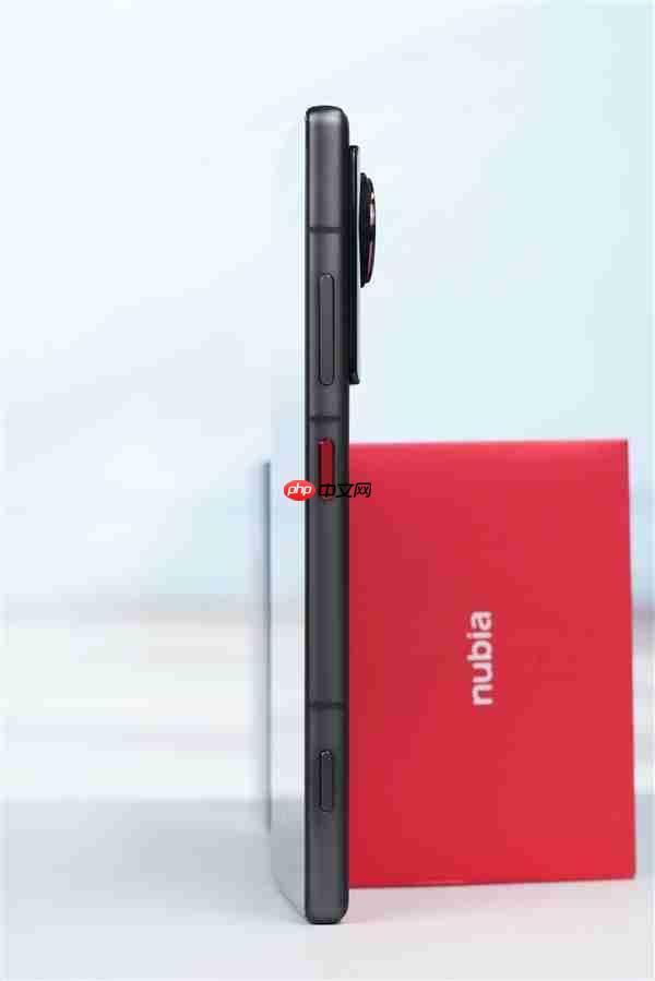 全焦段影像街拍神器!努比亚Z80 Ultra专业摄影套装图赏