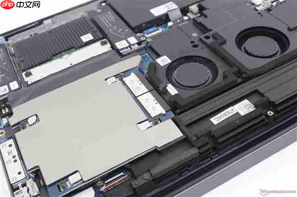 NVIDIA RTX PRO 5000专业显卡首测：居然搭配128GB CAMM2内存