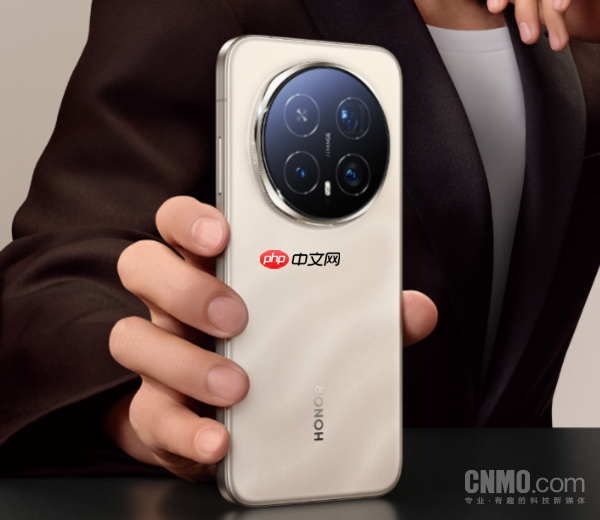 AI全面优化!荣耀郭锐:Magic8系列行业首发八大技术