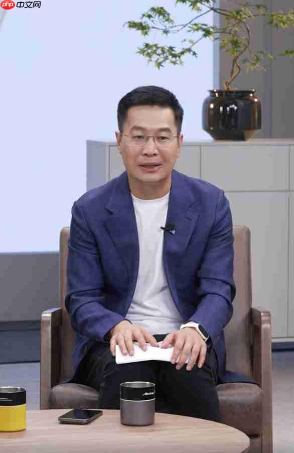 卢伟冰回应小米金沙江充电宝缺货:团队没想到能卖这么好