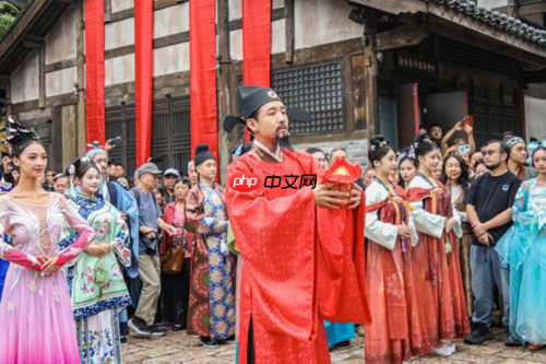 宜宾新地标 五粮液501古窖池白酒文化圣地国庆初绽