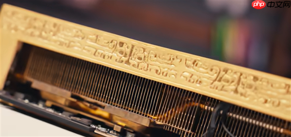 揭秘全球唯一黄金版RTX 5090D！6公斤黄金 神秘大佬买走