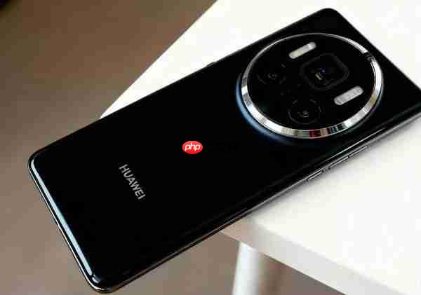 疑似华为Mate 80系列外观设计曝光 镜头设计改动明显!