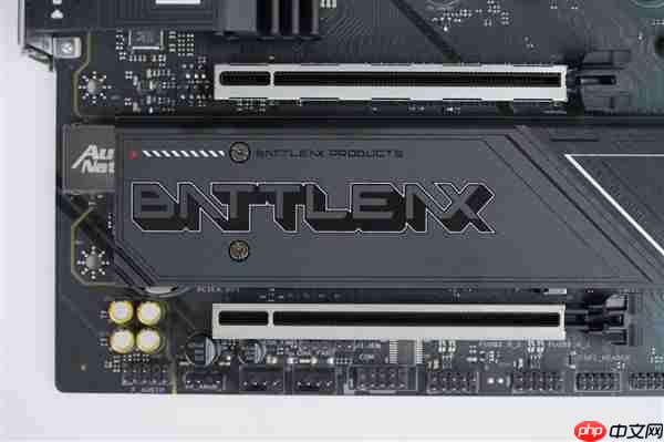 高性价比游戏利器！七彩虹战斧B850M超级黑刃主板图赏