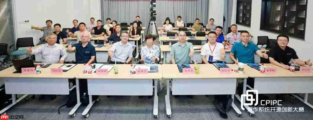 产学研聚力智能操作系统,openKylin 分享 AI OS 的发展探索与开源实践