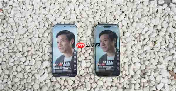 小米17/iPhone 17户外强光下显示对比：小米更清晰